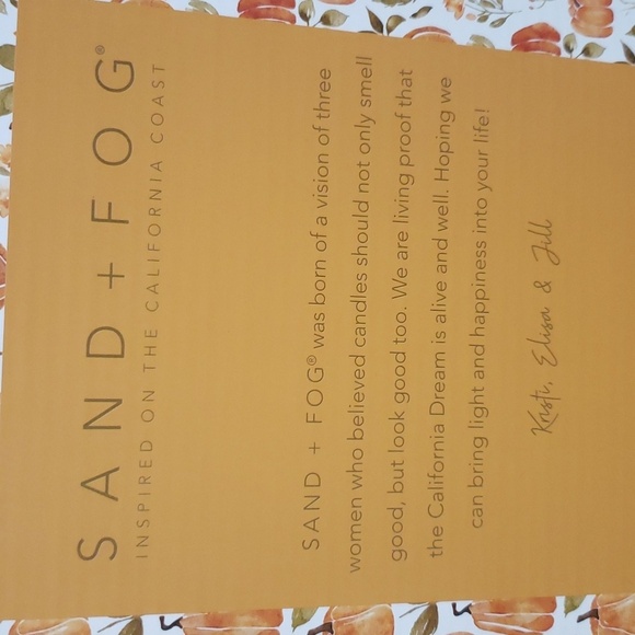 Sand & Fog 2 Pumpkin Candleholders and 4 Tapers Set - Picture 5 of 6